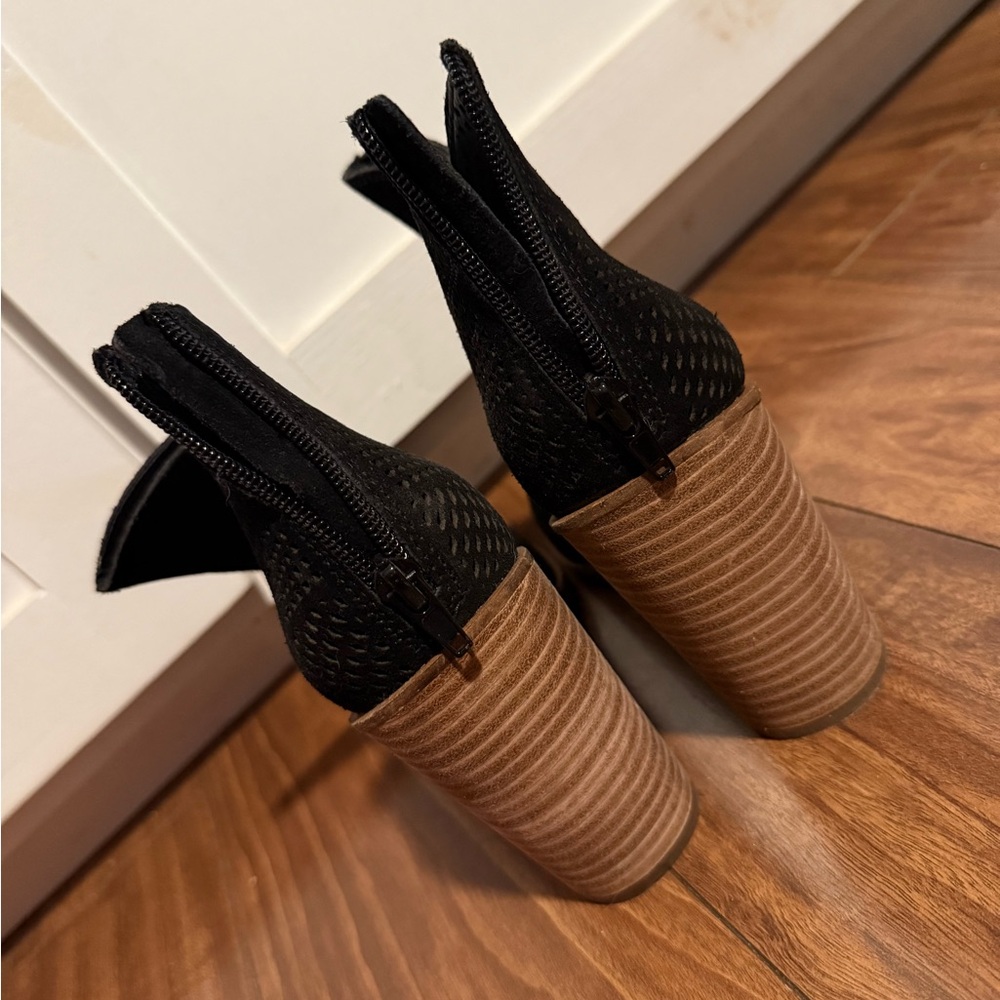 Lucky Brand Black Open Toe Ankle Boots with Tan Heel